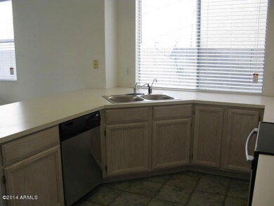 Whitten - Kitchen2
