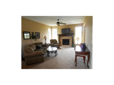 723 S Washington St, Raymore, MO 64083 - photo 2