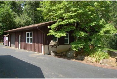 326 W 38th St, Reading, PA 19606 - photo 5