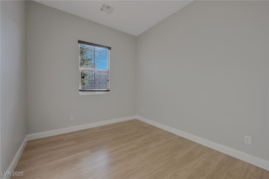 8090 Ancient Oaks Ave, Las Vegas, NV 89113 - photo 5