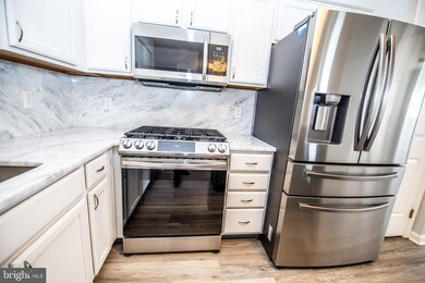 2720 Thornbrook Ct, Odenton, MD 21113 - photo 7