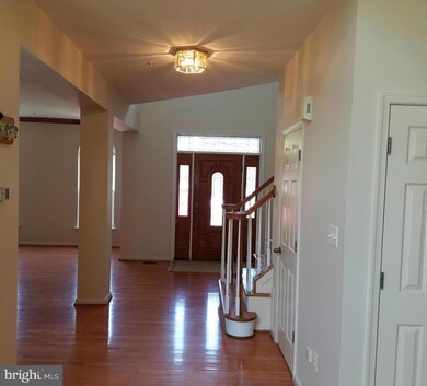 6403 Good Luck Rd, Riverdale, MD 20737 - photo 5