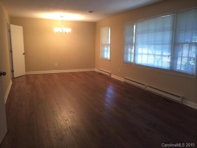 3300 Windsor Place, Statesville, NC 28625 - photo 6