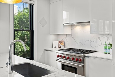 586 E 3rd St unit 2, Boston, MA 02127 - photo 3