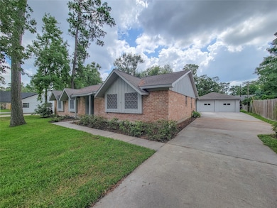 new exterior paint and 4sides brick home