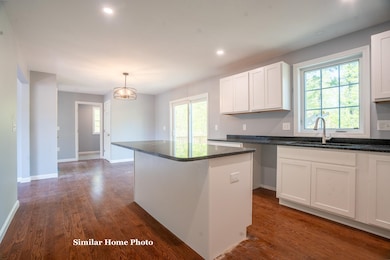 871 Salmon Falls Rd, Rochester, NH 03867 - photo 2