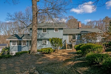86 Fort Meadow Dr, Hudson, MA 01749 - photo 4