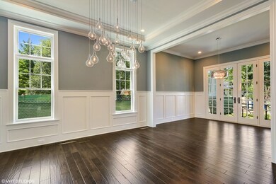 137 Joanne Way, Elmhurst, IL 60126 - photo 2