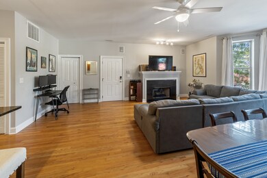 1807 W Addison St unit 2E, Chicago, IL 60613 - photo 7