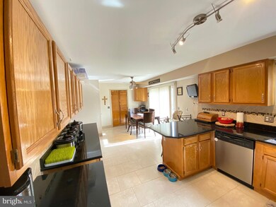 8 S Katrin Cir, New Castle, DE 19720 - photo 7