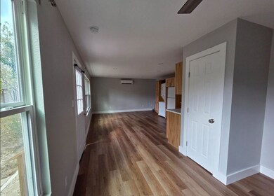 505 East Ln, Kerrville, TX 78028 - photo 3