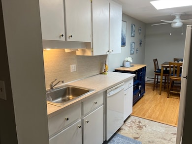 Fox Run Condominiums unit C8, Foxboro, MA 02035 - photo 5