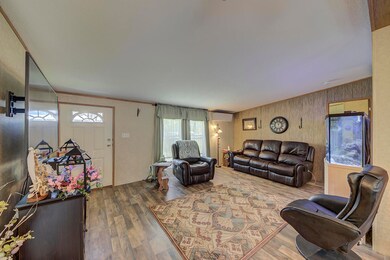 353 Cushing Road, Cushing