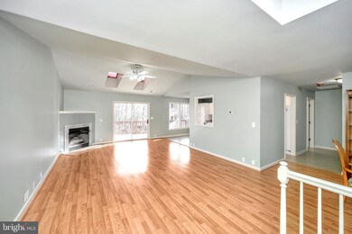 102 Cypress Ct, Locust Grove, VA 22508 - photo 3