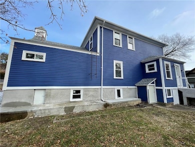 22 Bettez St, West Warwick, RI 02893 - photo 2