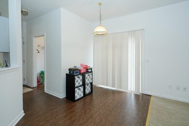2042 Quail Run Dr-106