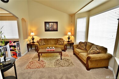 204 Balmer St SW, Orting, WA 98360 - photo 3