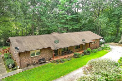 69 Mountain St, Marion, NC 28752 - photo 2