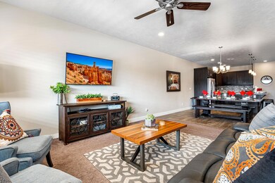 Paradise Village 84 (3)