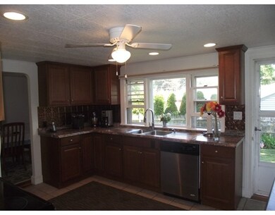 32 Taylor St, Abington, MA 02351 - photo 2