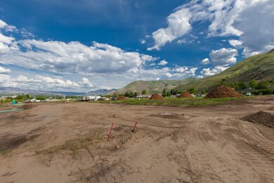 636 Craig Ave, Wenatchee, WA 98801 - photo 4