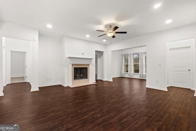 1236 Silvercrest Ct SW, Powder Springs, GA 30127 - photo 2