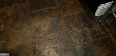 12214 Mackell Ln, Bowie, MD 20715 - photo 3