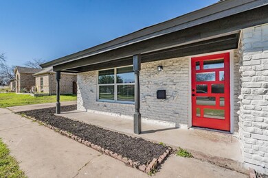 8205 Jerrie jo Dr, North Richland Hills, TX 76180 - photo 4