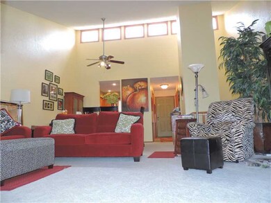 47 Davis Cir, Bella Vista, AR 72715 - photo 2