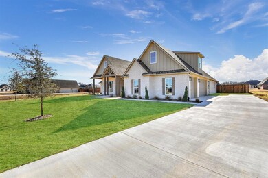 133 Chisolm Trail, Pottsboro, TX 75076 - photo 4