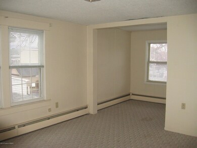 249 Reynolds St, Kingston, PA 18704 - photo 5