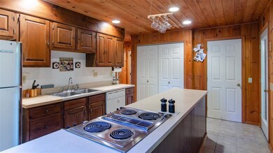 693 Noyes Ln, Hartford, VT 05001 - photo 7