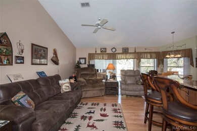 Family Room/Breakfast