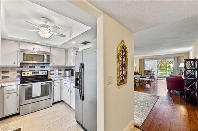 200 Valley Stream Dr unit B-1, Naples, FL 34113 - photo 5