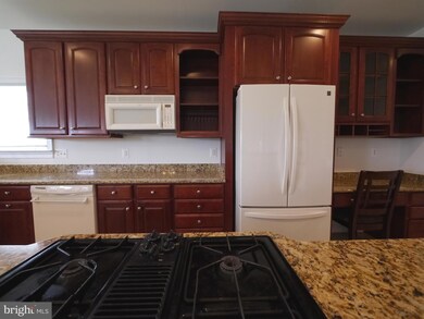 16607 Goldencrest Cir, Purcellville, VA 20132 - photo 5