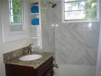 Bath. Cute granite bath