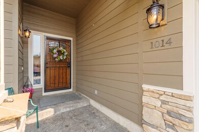 1014SWTroyCir-003