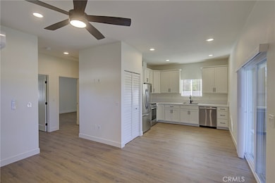 13164 Glandt Ct, Corona, CA 92883 - photo 7