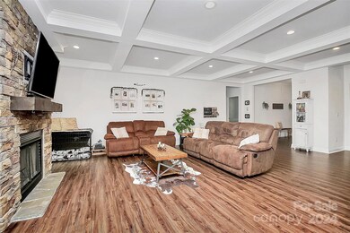 6748 Stonebridge Ln, Clover, SC 29710 - photo 7