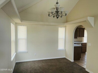 1513 Prickley Pear Dr, El Paso, TX 79912 - photo 4