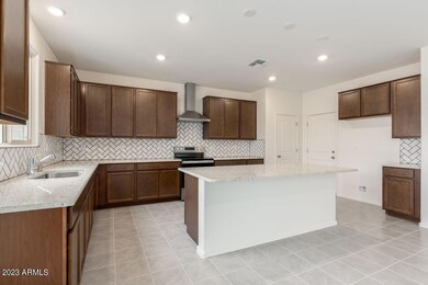 124.059_Kitchen2-1200