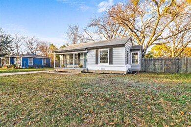 513 E Ellen Ave, Hurst, TX 76053 - photo 3