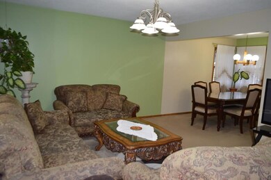 4406 54th St, Des Moines, IA 50310 - photo 4