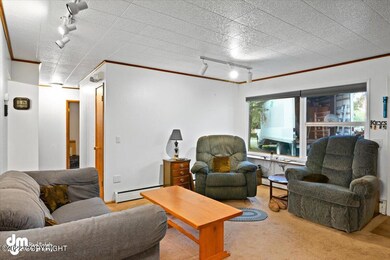 7511 Zurich St, Anchorage, AK 99507 - photo 2