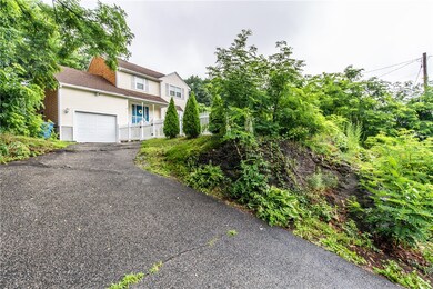 2 Crestwood Ln, Lincoln, RI 02865 - photo 3