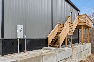 Exterior steps to main entrance to residence.