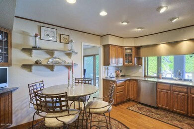 Eat In Kitchen