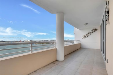 Three Tequesta Point unit 1906, Miami, FL 33131 - photo 4