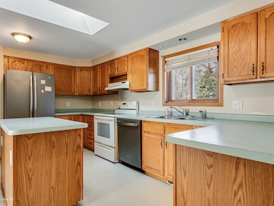 22105 Anthony Rd, Marengo, IL 60152 - photo 5