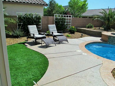 Swimming Pool/Hot Tub/Sauna.